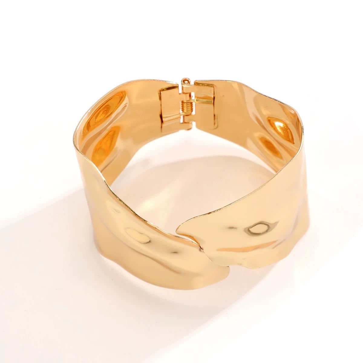 Aurora Luxe Cuff