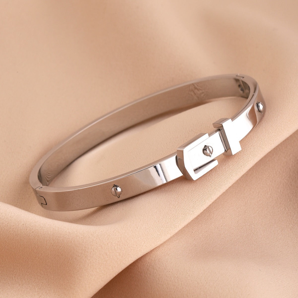 Eterna Grace Bracelet